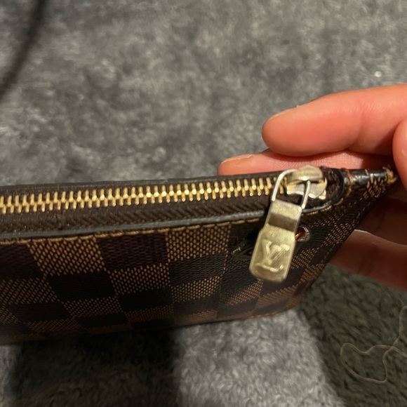 Louis Vuitton ♥️ - Picture 9 of 15